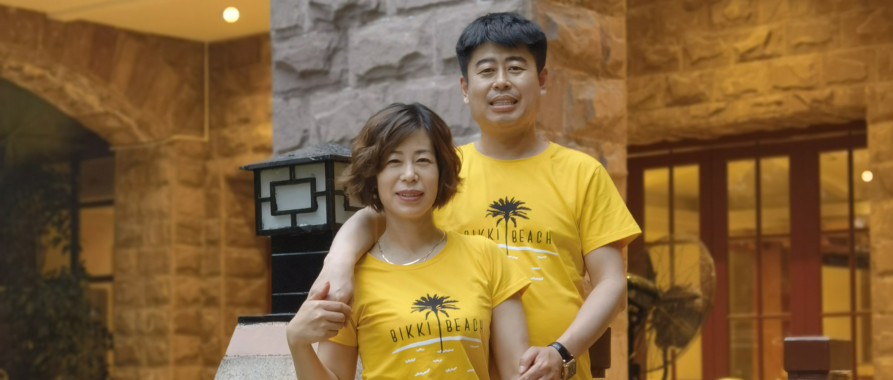 有一種浪漫，是創(chuàng)業(yè)路上的相互陪伴！三八婦樂模范伉儷之曹奇國&張鳳霞