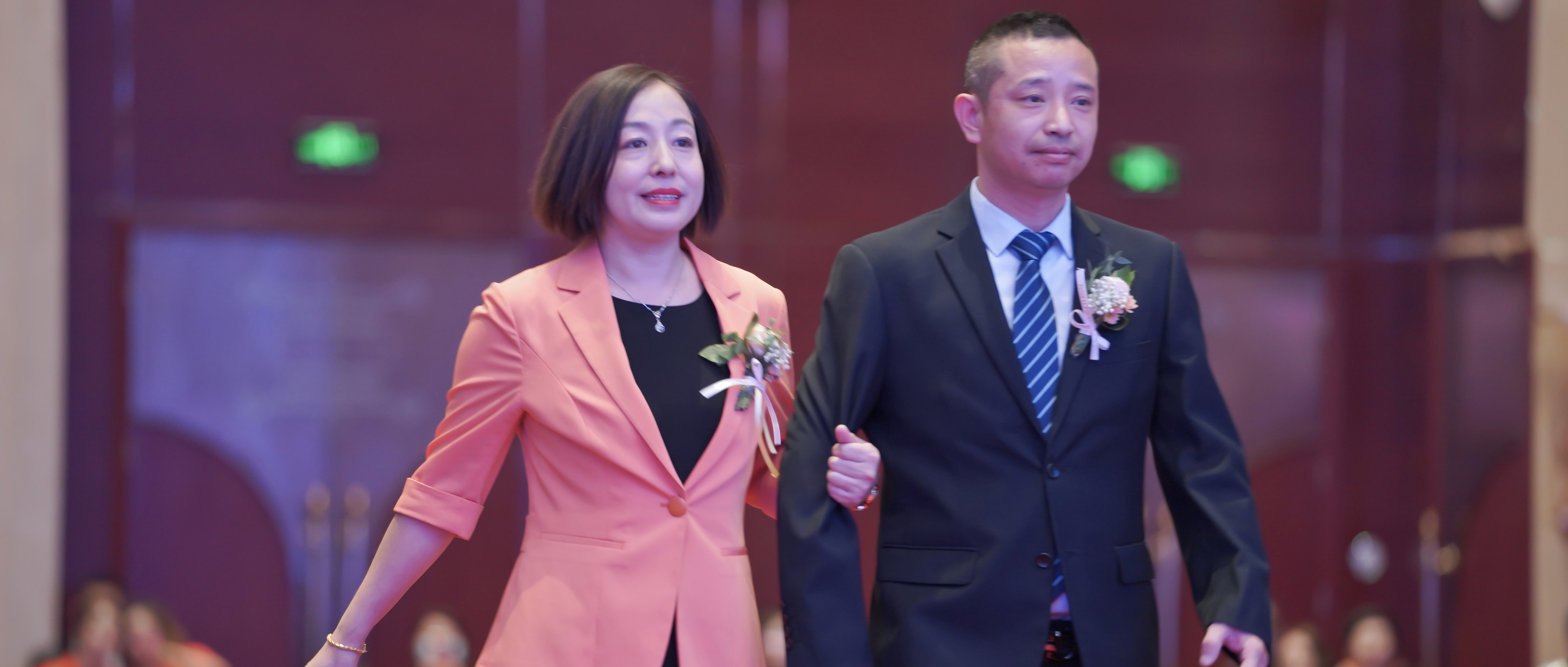 有一種相守，叫夫妻同心黃土變金 | 三八婦樂模范伉儷之蘇上峰&劉桂葉