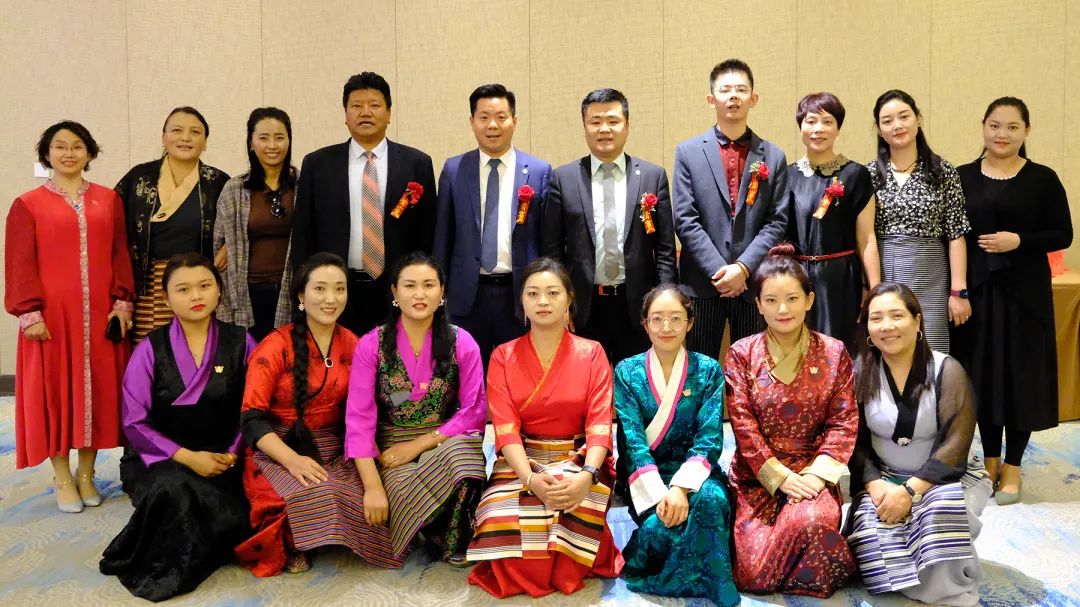 公益進藏！三八婦樂“中國生殖健康服務(wù)工程—蝴蝶計劃”公益講座首次走進西藏